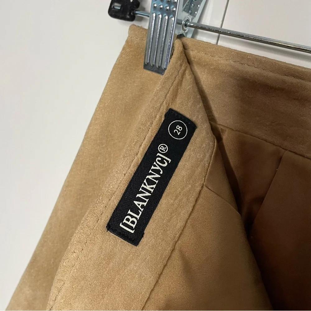 Blank NYC 100% leather mini Skirt tan neutral women’s size 28